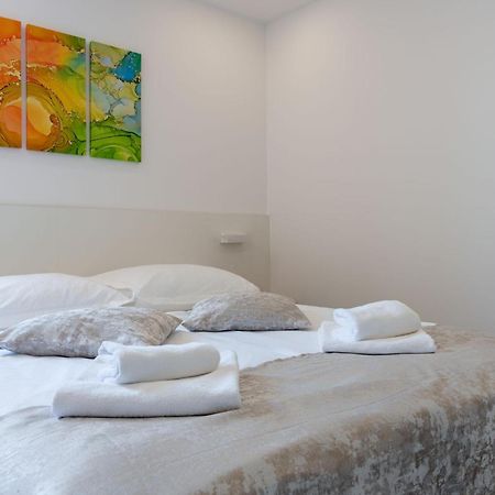 Apartment Bikin 2 Brela Buitenkant foto