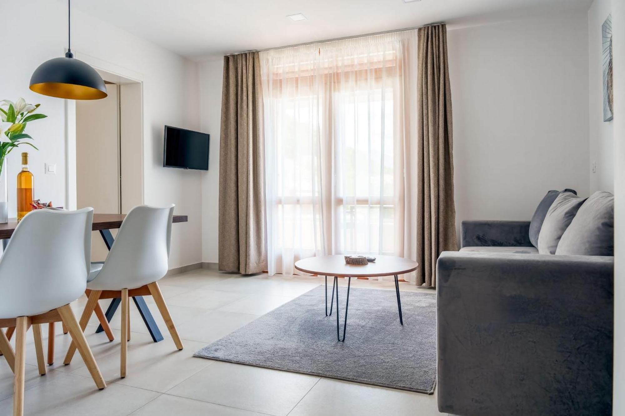 Apartment Bikin 2 Brela Buitenkant foto