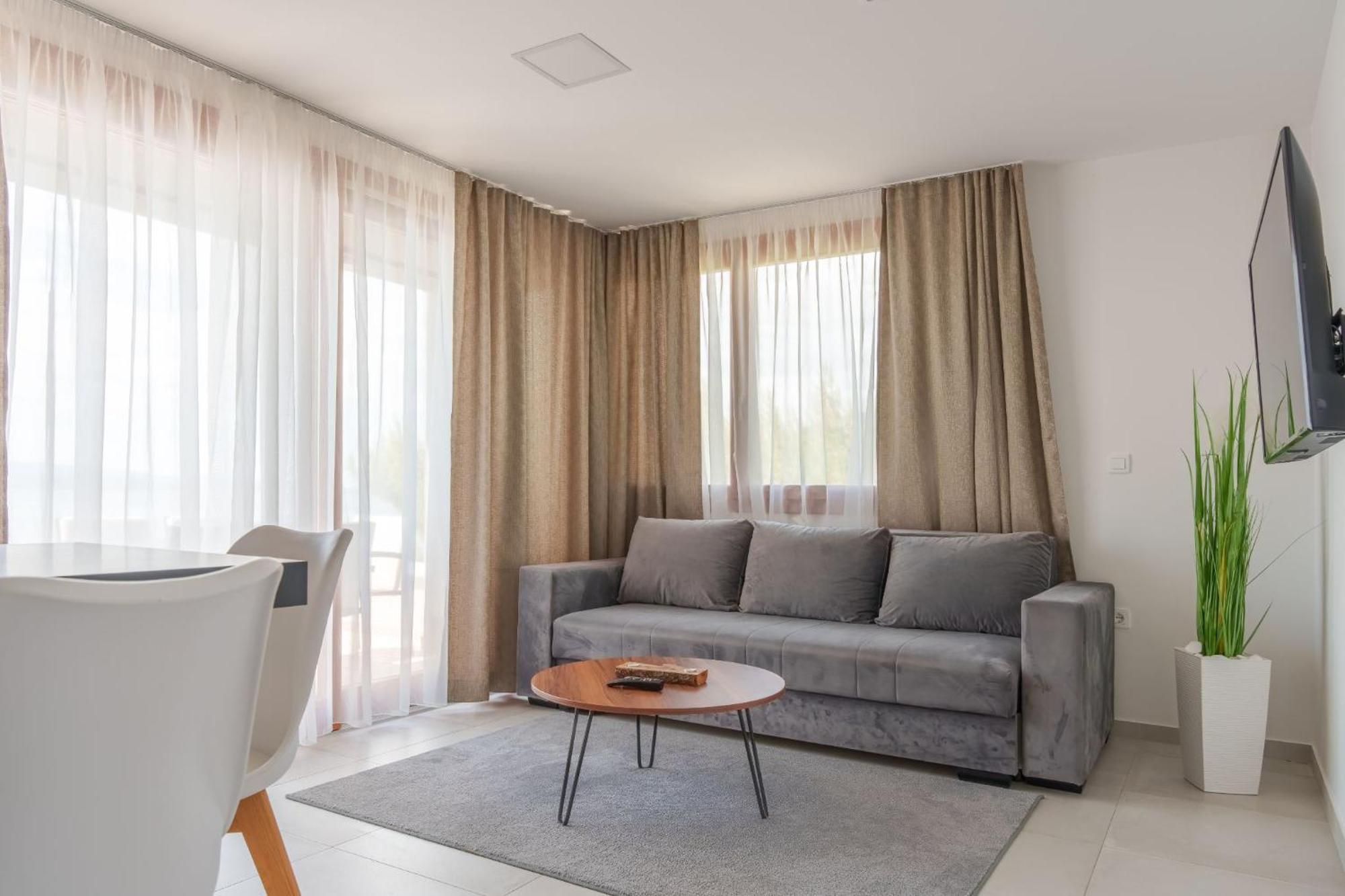 Apartment Bikin 2 Brela Buitenkant foto
